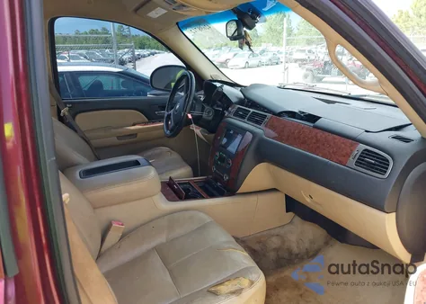 2008 Chevrolet Tahoe Ltz из США, поврежденный, VIN 1GNFC13028R150676